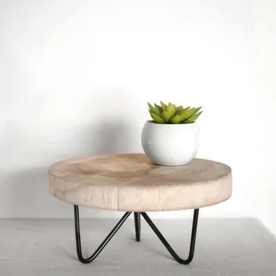 10″ Dish StandCosmetics