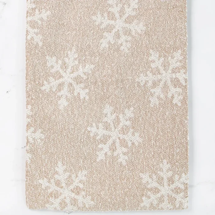 Woven Snowflake Table RunnerCosmetics